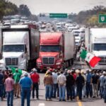 Transportistas de Nuevo León se suman a paro Nacional