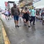 Bajo la lluvia, 500 migrantes salen de Tapachula, Chiapas; rumbo al centro del país